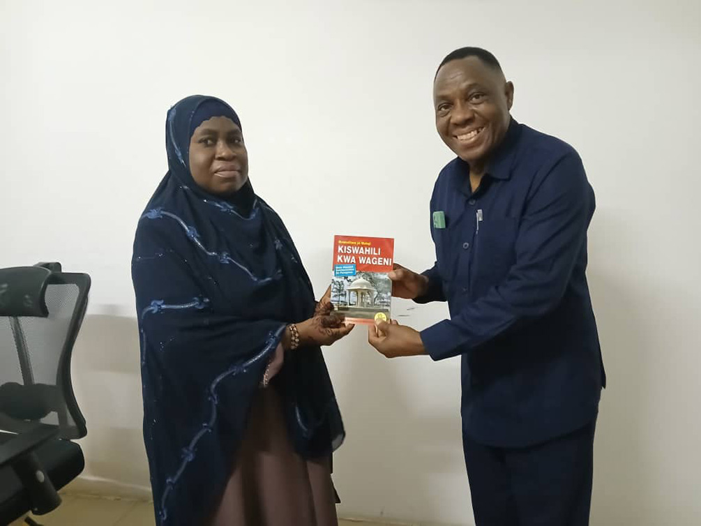 Prof Simalenga with BAKIZA Staff